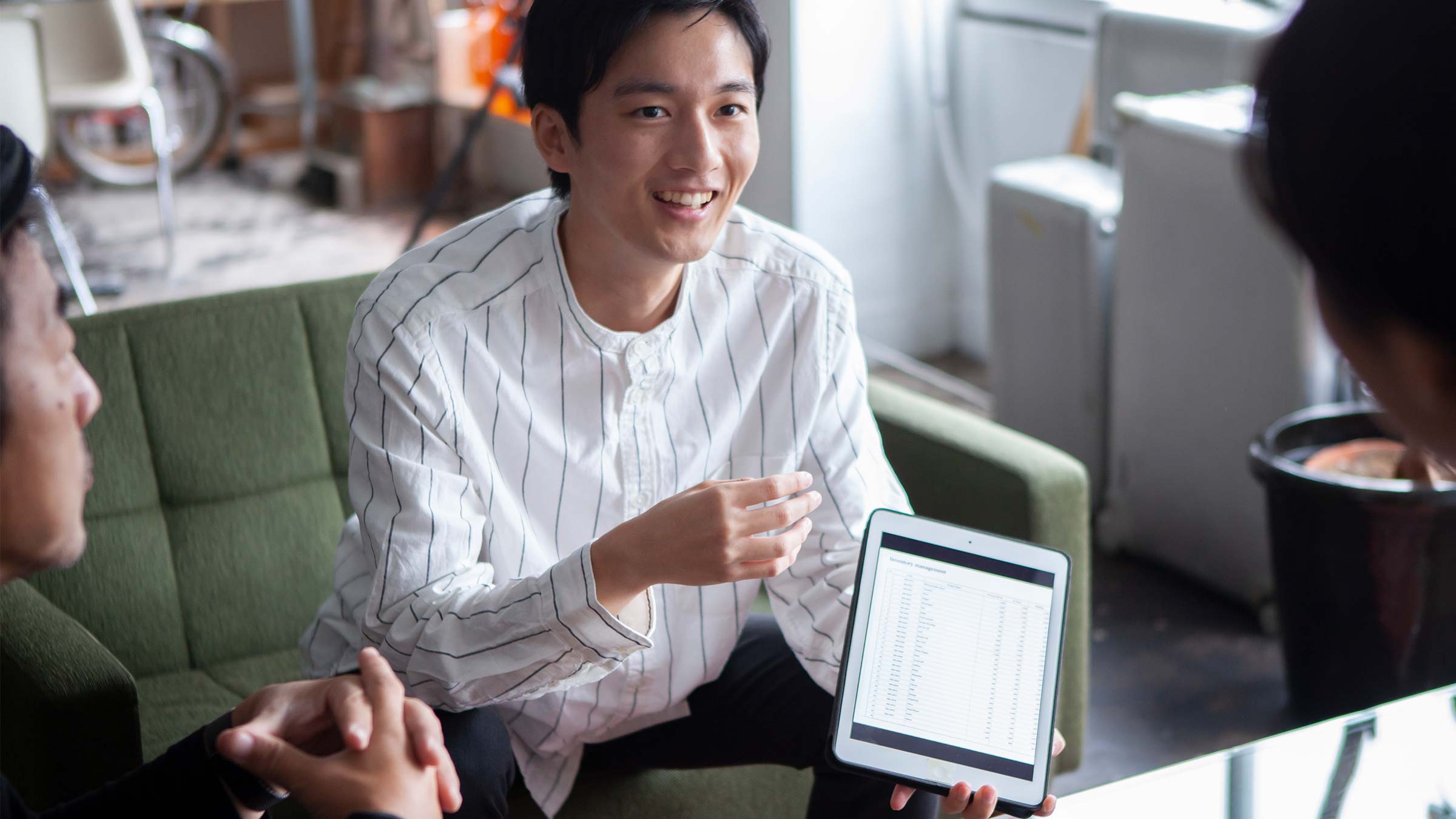 社内で情報共有しない人の心理とは｜リスク・対策方法を解説